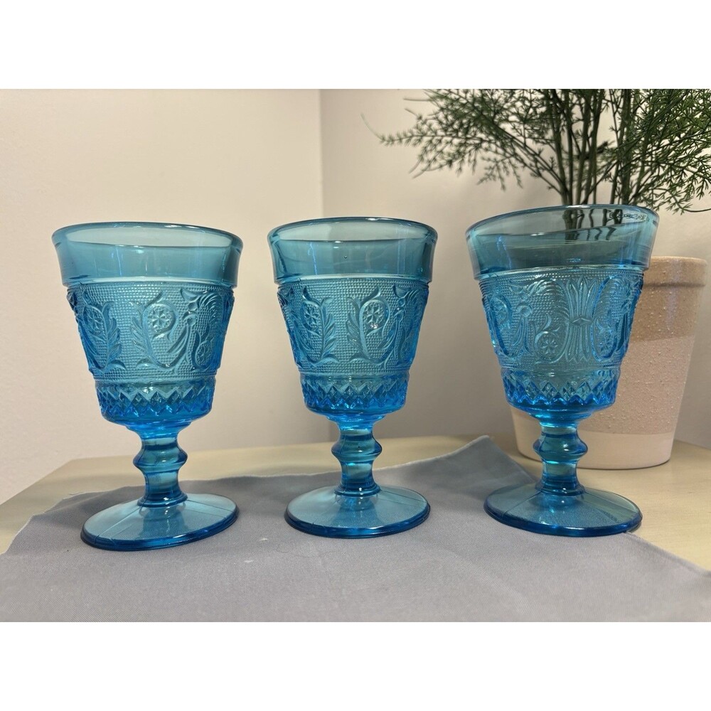 Colony Blue Sandwich Pattern Set Of 3 Wine Water Goblets Glasses Vintage